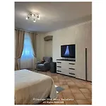 Dolcevita Apartment *