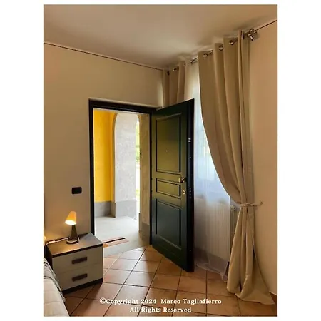 Dolcevita アパート アルバ